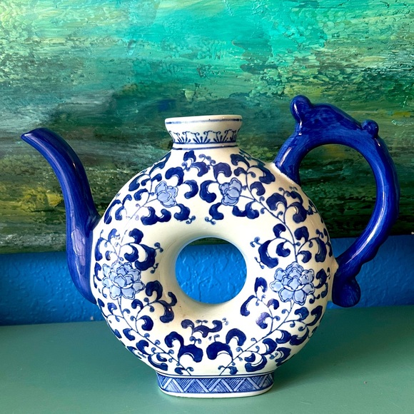 Vintage Andrea by Sadek Circle Teapot Chinoiserie Style - Picture 1 of 1